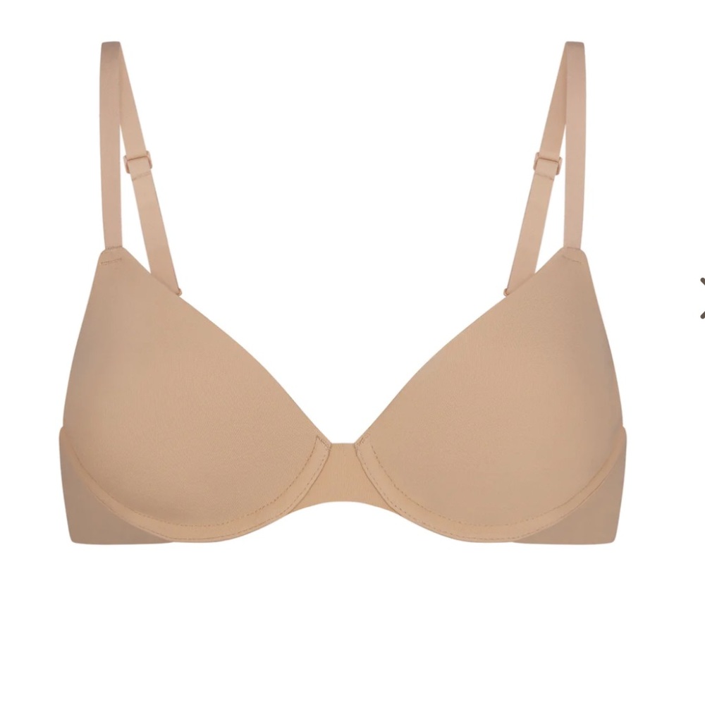 Skims t shirt bra